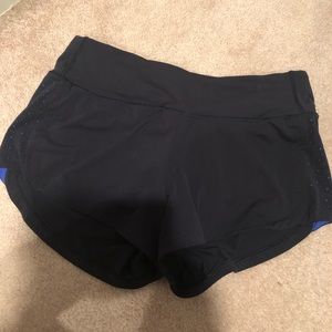 Lululemon speed up short